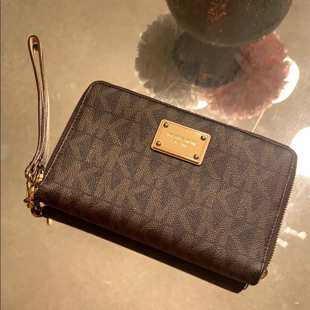 Authentic Michael Kors Wallet
